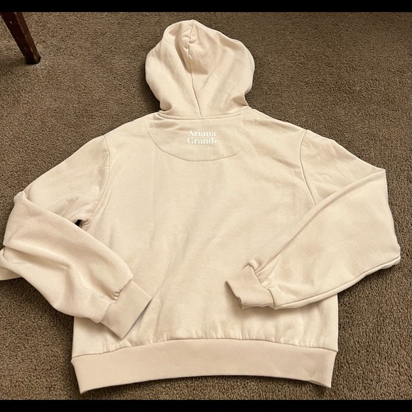DIVIDED ARIANA GRANDE HOODIE Size xs - Picture 2 of 2